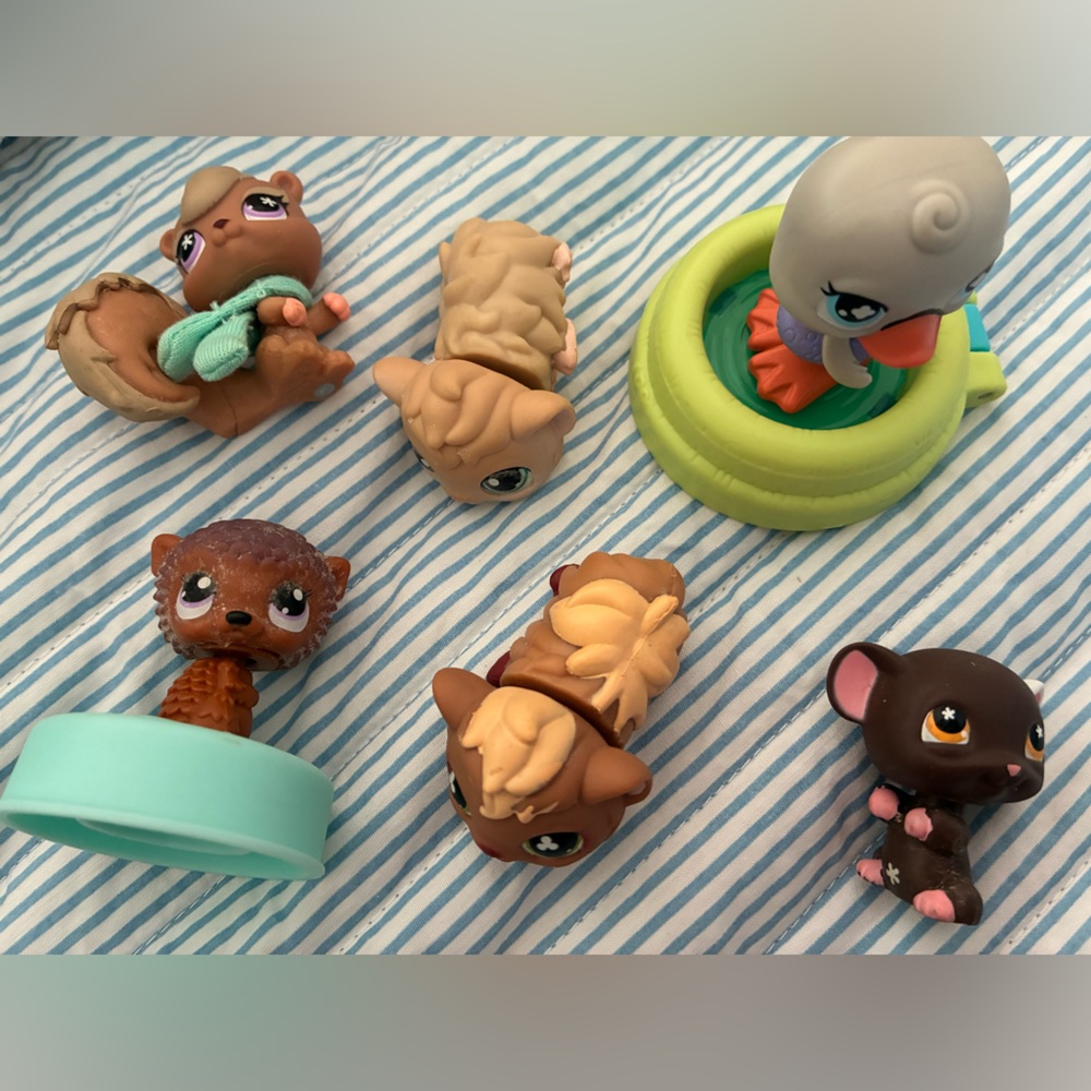 Littlest Pet Shop Animal Figures Set - Brown, Green, Blue